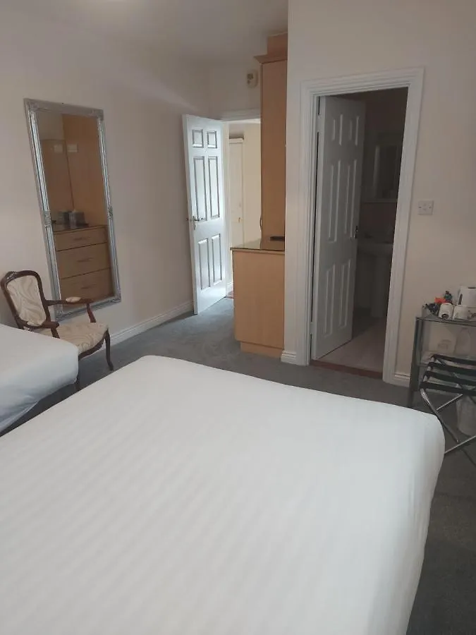 Blackrock Carole Ville Guesthouse Cork Bed & Breakfast